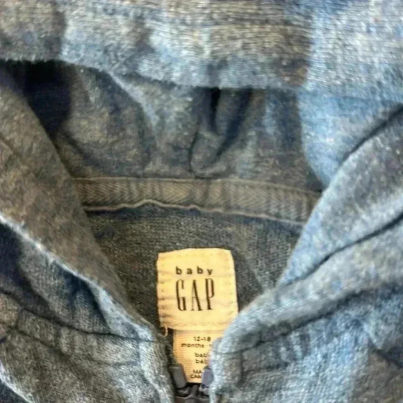 GAP - 3  piece toddler outfit/set. Size 12-18 months - Picture 3 of 8